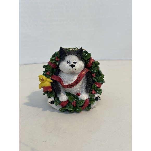 The San Francisco Music Box Company Cat Christmas Ornament Angus Stuck in Wreath - Picture 6 of 8